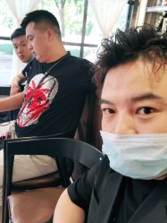 点击看大图 -一東造型烫发染发