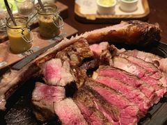 -恰餐厅及酒吧 CHAR Bar & Grill (北京丽都皇冠假日店)