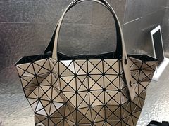 -三宅一生 (阪急梅田本店)