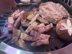 -香猪坊韩国烤肉专属门店(魏公村店)