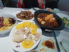 蟹黄饺拼鲅鱼饺-船歌·鱼水饺青岛菜(枫蓝国际购物中心店)