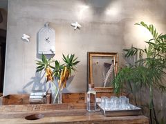 -HIGH FIVE哈福手工汉堡(桂林路店)