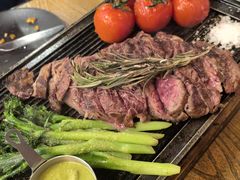 安格斯肉眼牛排-BOURBON 玻本美式餐厅酒吧(虹桥新天地店)