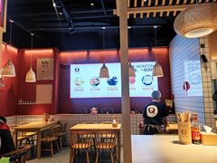 大堂-八二小区抄手(龙湖上城天街店)