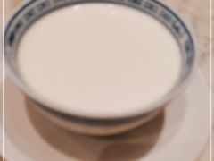 -香港百合居(LCM置汇旭辉广场店)