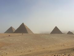 -吉萨金字塔群