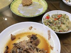 -芦茨金富饭庄·25年老字号·专做稻草鸡