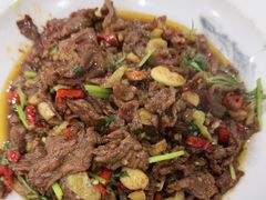 -湖南人家湘菜馆(镇江路店)