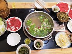 -牛喵喵铜锅牛肉馆