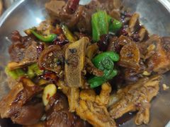 -江城燕子大排档(江汉路步行街店)