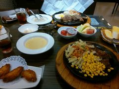 -豪客来牛排(中央花苑店)