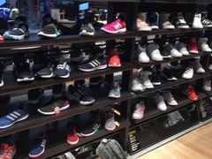 -adidas(正佳广场店)