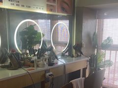 -施奈儿.洗头頭療.按摩SPA.采耳(上梅林店)