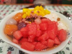 芋圆酒酿冰粉小风车-堂屋糖水店(愚园店)