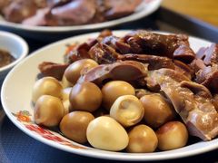 熏鹌鹑蛋-聚合鑫东北熏酱熟食麻辣面(长阳店)