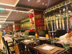 自助取餐区-大中华希尔顿酒店-念自助餐·嗨啤·小龙虾