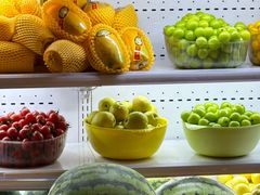 -涨巢·潮玩水疗局