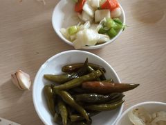 -闫家驴肉老店(华电一校店)