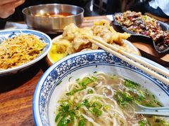 -东大桥小国抻面烧烤(长通路店)