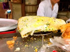 -正宗杂粮煎饼香软鸡蛋饼