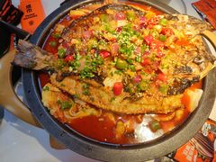 -鸣记脆皮烤鱼·海鲜烤鱼(三八广场店)