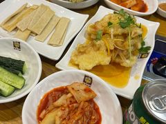 -喇喇排骨火锅·传统韩式脊骨汤(望京西园总店)
