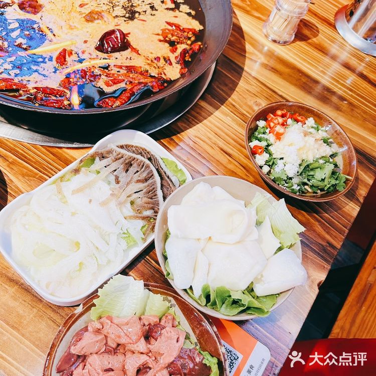 牛杂在锅里跳舞,美味在舌尖欢呼!