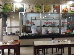 -老西白点心店