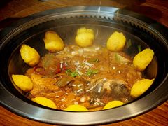 -万里闯关东铁锅炖菜馆(高新旗舰店)