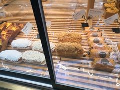 -皇冠幸福里动物奶油生日蛋糕(龙阳村地铁站店)