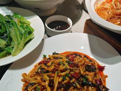 -褚记烤鸭·南京家常菜(雨花客厅店)