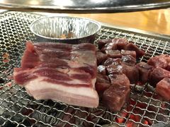 -肉甲韩国木炭烤肉(新壹街1店)