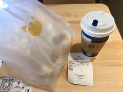 -沁屋面包店(人民东路店)