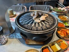 -草家酱蟹炭火烤肉店(珲春南路一店)