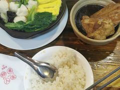 鲜虾蛋饺煲配米饭-万和春排骨砂锅米饭(湖北路店)