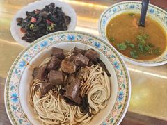 -金杨拉面王小吃面馆·牛三宝面·红烧牛肉粉