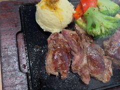 -豪客来牛排(人民东路店)