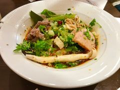 -成都你六姐·牛肉冒菜(城市集市合生汇店)