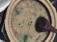 生滚牛肉粥-潮界(虹桥新天地店)