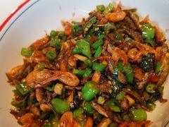 新鲜小鱼炒小虾-红旗大食堂(君悦紫园店)