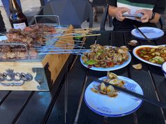 -烤满分·东北烧烤(首经贸店)