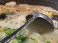 -妈妈故事米线(市府恒隆店)