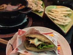 -一叶一世界•素食餐厅(环球中心店)