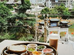 -包整·丝娃娃(一览甲秀楼风景店)