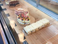 面包甜点陈列柜-麦田工坊(月湖店)
