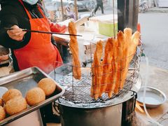 现炸油条-汪记鲜鱼糊汤粉(沈阳路总店)