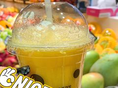 -每日新鲜水果吧(芮欧百货店)