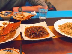 -臻鲜燕海鲜融合餐厅(金陵style店)