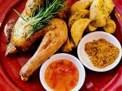 迷迭香烤鸡-YiCiCi创意融合料理餐与酒