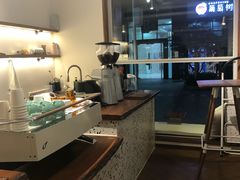 -Line 咖啡(石厦花园店)